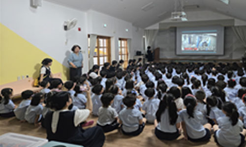 유치원 방문 승강기 안전 교육 현장